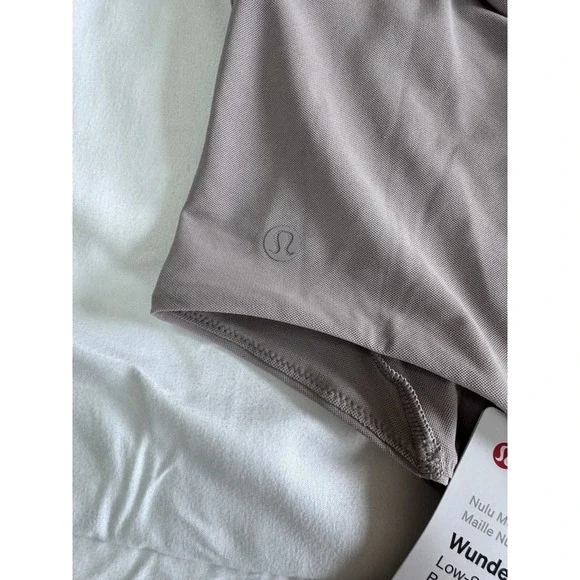 New Lululemon Wundermost Ultra Soft Nulu Mesh Scoop-Back Bodysuit - MUGR Medium - Picture 5 of 9